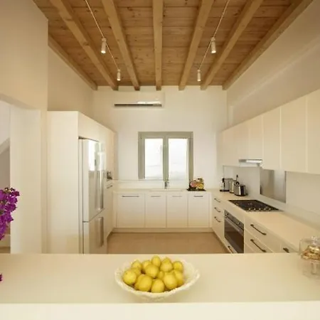 8br In Mykonos Villa Agios Stefanos (Mykonos)